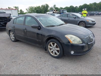 NISSAN MAXIMA 2004
