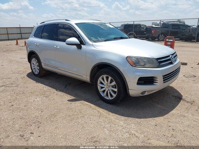 VOLKSWAGEN TOUAREG 2012