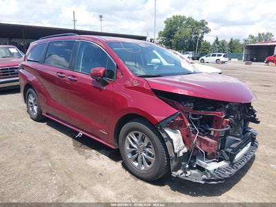 TOYOTA SIENNA 2021