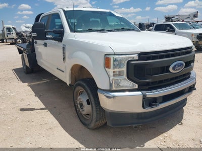 FORD F-350 CHASSIS 2022