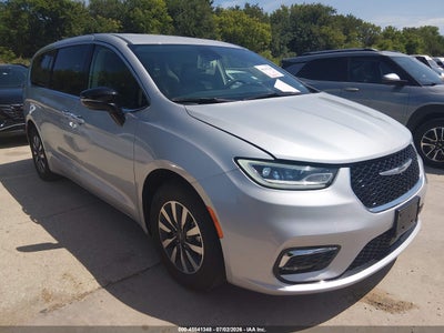 CHRYSLER PACIFICA HYBRID 2024