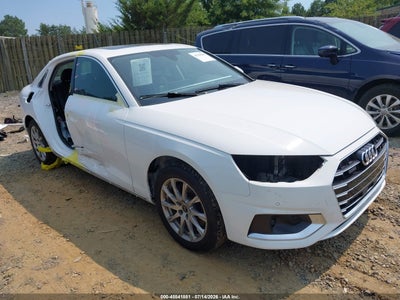 AUDI A4 2023