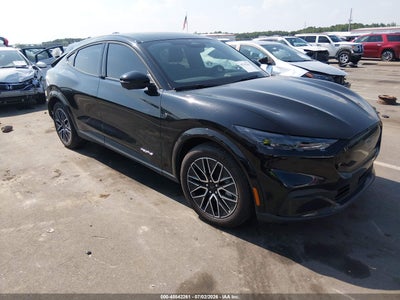FORD MUSTANG MACH-E 2025
