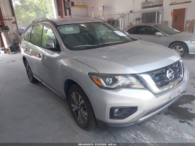 NISSAN PATHFINDER 2017