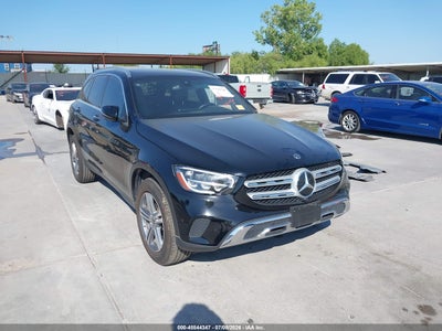 MERCEDES-BENZ GLC 300 2021