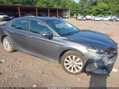 TOYOTA CAMRY 2018