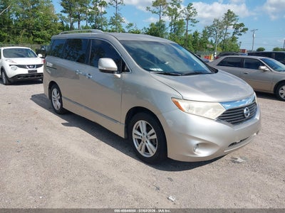 NISSAN QUEST 2013
