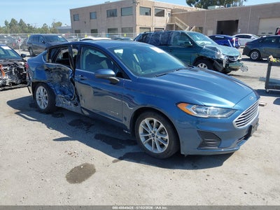 FORD FUSION HYBRID 2019