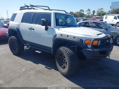 TOYOTA FJ CRUISER 2012