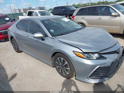 TOYOTA CAMRY 2021