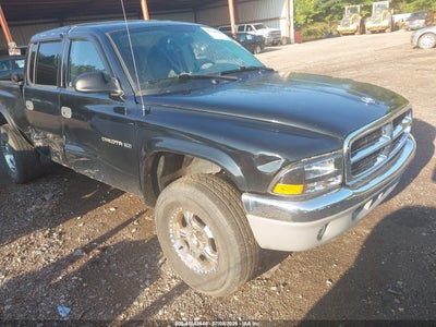 DODGE DAKOTA 2002