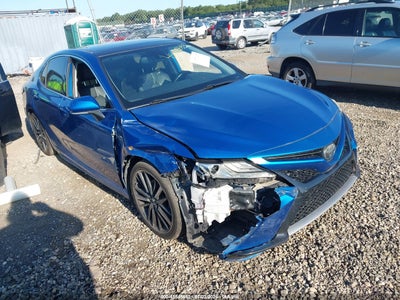 TOYOTA CAMRY 2019