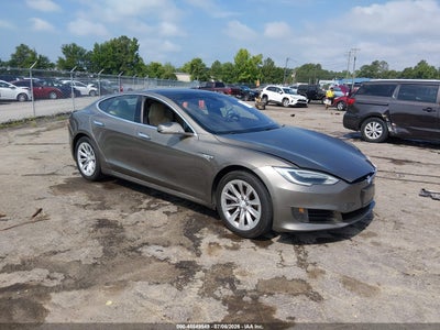TESLA MODEL S 2016