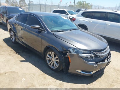 CHRYSLER 200 2015