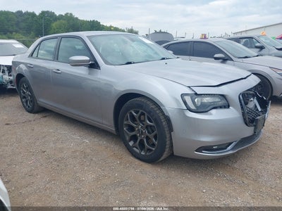 CHRYSLER 300 2018