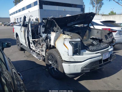 FORD F-150 LIGHTNING 2023