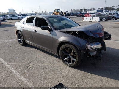 CHRYSLER 300 2021