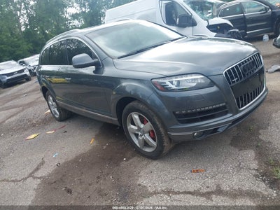 AUDI Q7 2015