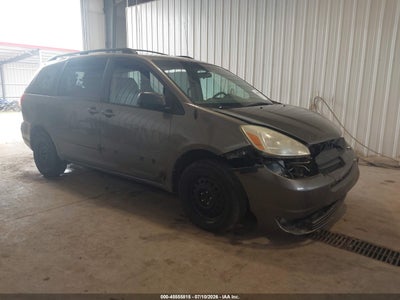 TOYOTA SIENNA 2004