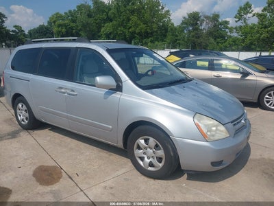 KIA SEDONA 2008