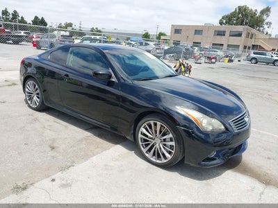 INFINITI G37 2012