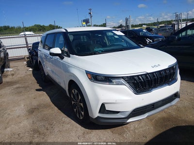 KIA CARNIVAL MPV 2024