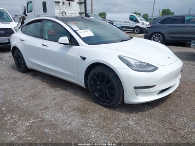 TESLA MODEL 3 2021