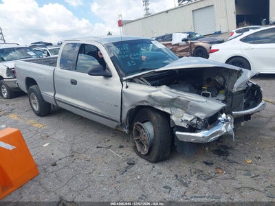DODGE DAKOTA 2000