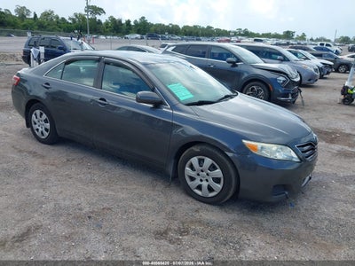 TOYOTA CAMRY 2010
