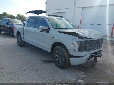 FORD F-150 LIGHTNING 2023