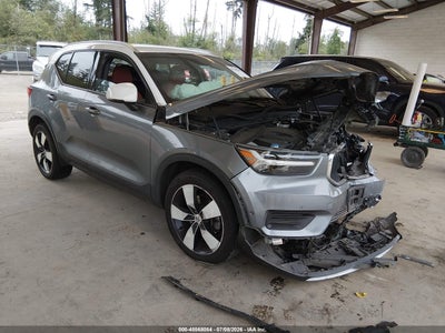 VOLVO XC40 2019