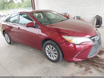 TOYOTA CAMRY 2016