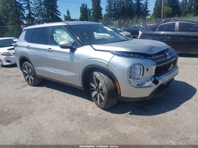 MITSUBISHI OUTLANDER 2025