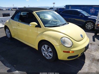 VOLKSWAGEN NEW BEETLE 2008