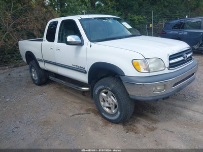 TOYOTA TUNDRA 2000