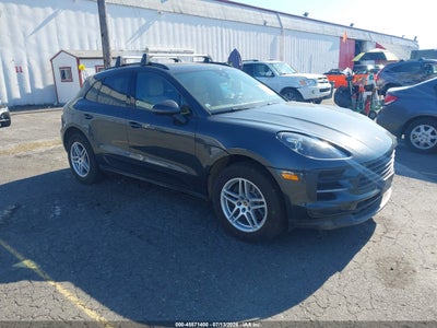 PORSCHE MACAN 2019