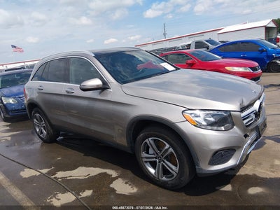 MERCEDES-BENZ GLC 300 2019