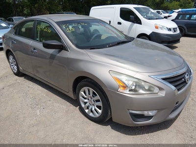 NISSAN ALTIMA 2015