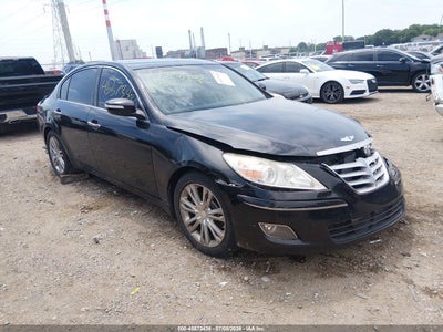 HYUNDAI GENESIS 2011