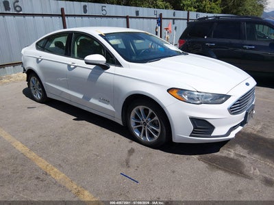 FORD FUSION HYBRID 2019