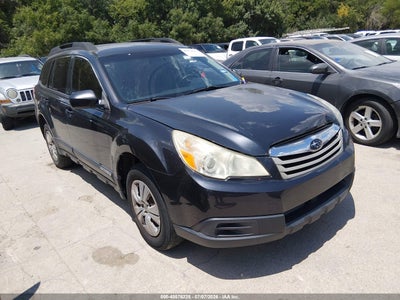 SUBARU OUTBACK 2012