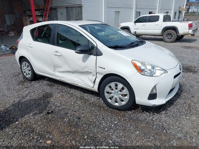 TOYOTA PRIUS C 2014