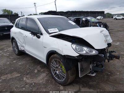 PORSCHE CAYENNE E-HYBRID 2015