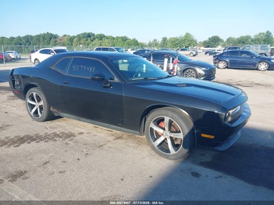 DODGE CHALLENGER 2013
