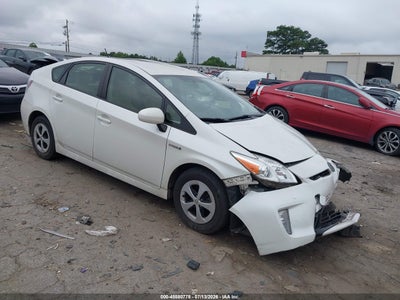 TOYOTA PRIUS 2015