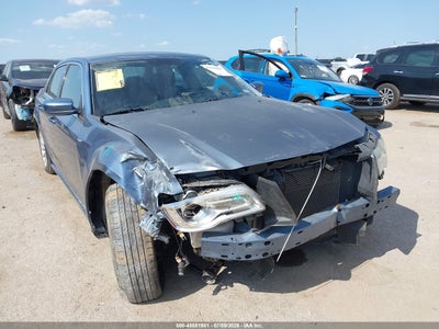 CHRYSLER 300 2011