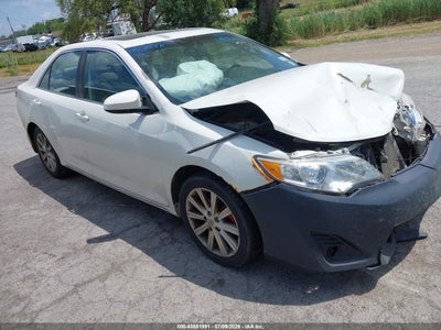 TOYOTA CAMRY 2014