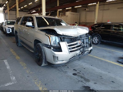 CADILLAC ESCALADE ESV 2016