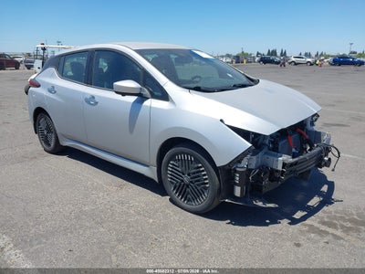NISSAN LEAF 2023