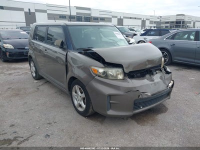 SCION XB 2012